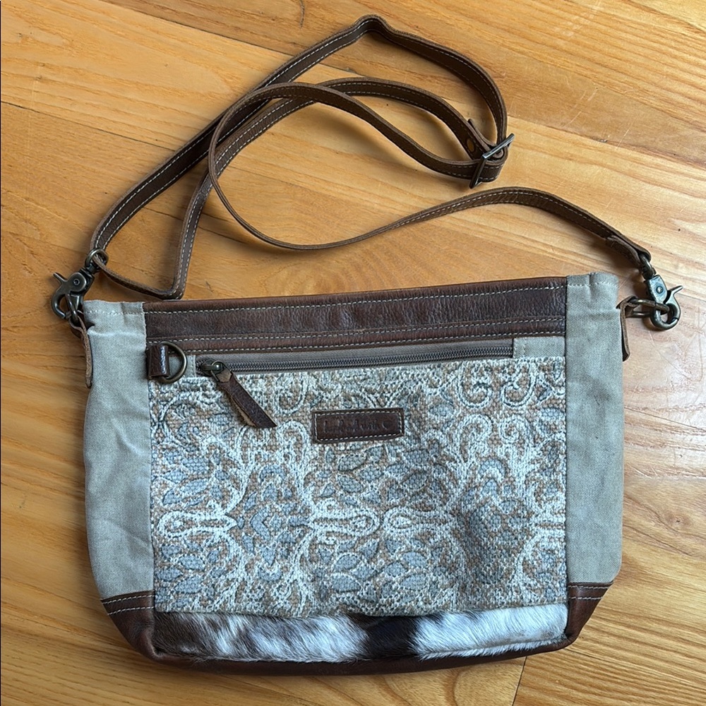 Sixtease Brown and Cream Canvas/Leather Purse